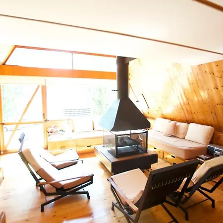 La Cabana De *